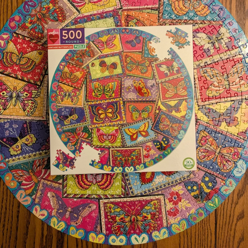 eeBoo 500-Piece Round Vintage Butterflies Puzzle - Colorful Multi - Picture 2 of 7